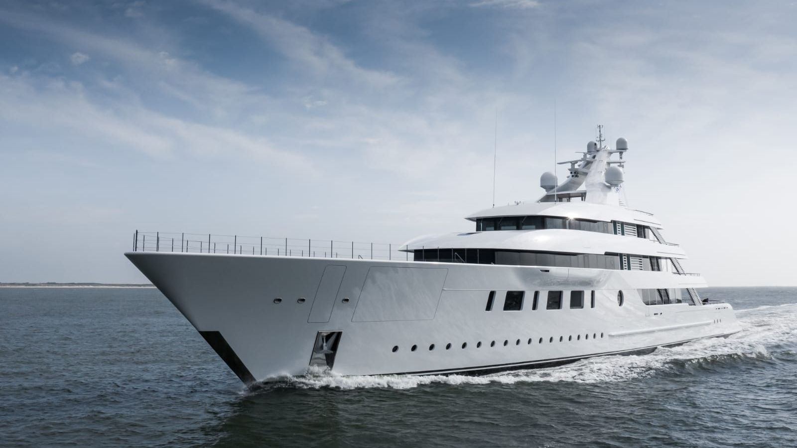 BLISS yacht (Feadship, 94.75m, 2021)